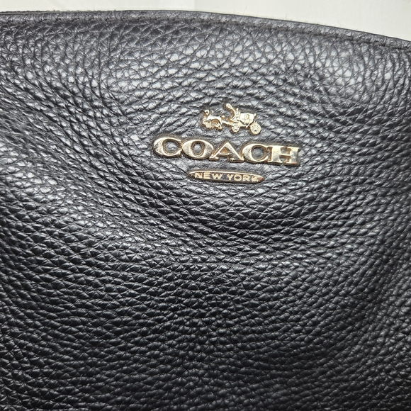 Coach Black Leather Tote Bag Zipper Closure Gold Accents Leather Coach Tag - Picture 3 of 13